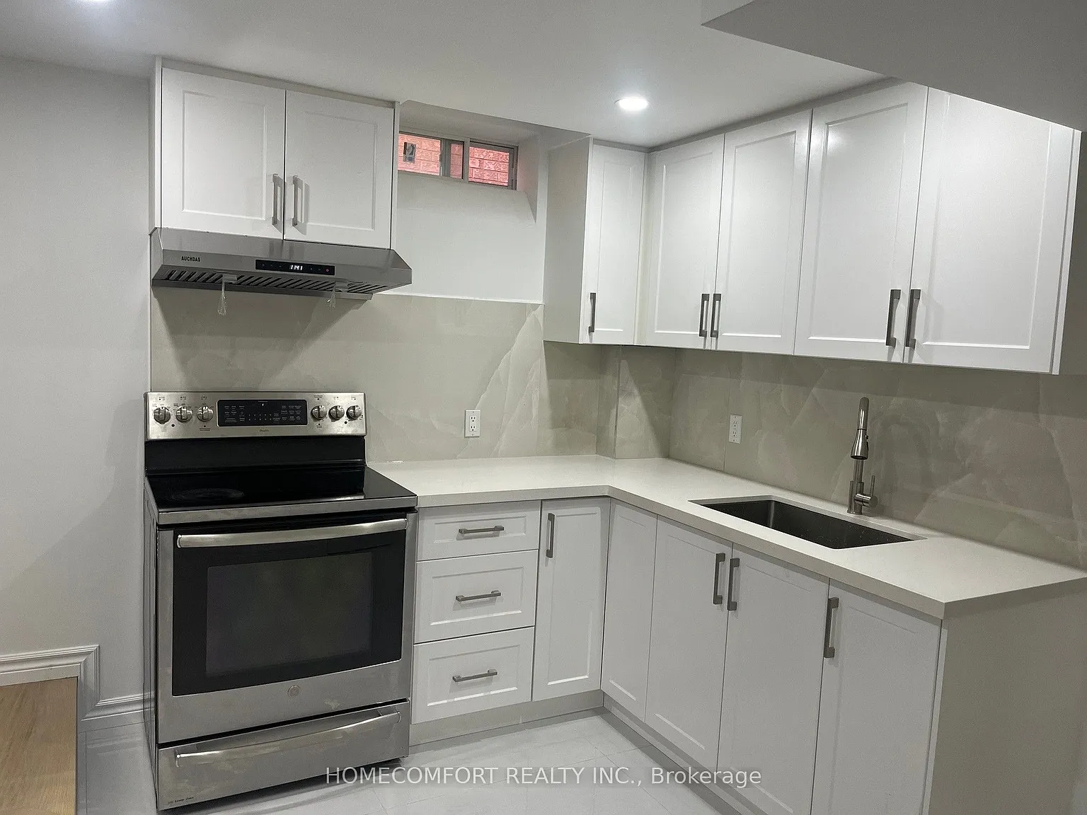 2 bed, $1,700 — Photo 1