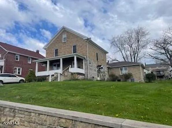 613 W Sample St, Ebensburg, PA 15931