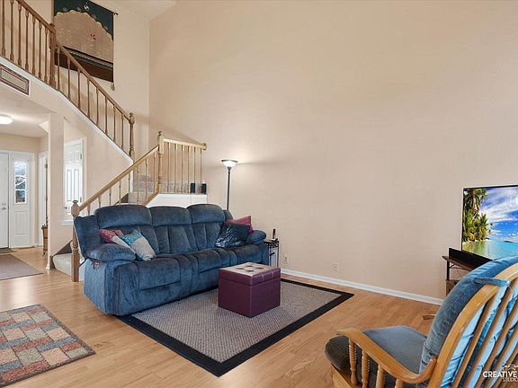 3rd image of 1095 Rockport Dr #1095
