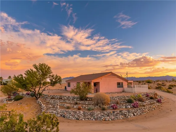 16876 S Lawton Road, Yucca, AZ 86438