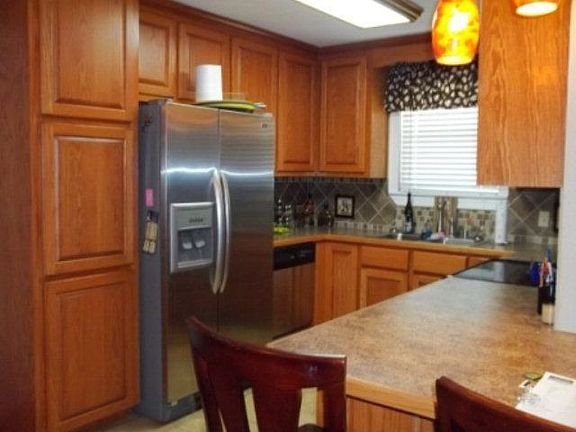 4th image of 313 Highland Dr