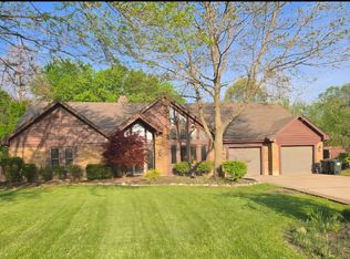 8881 Evan Ct, Springboro, OH 45066
