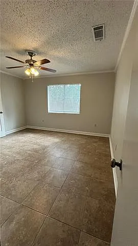 341 Audubon Dr — Photo 7