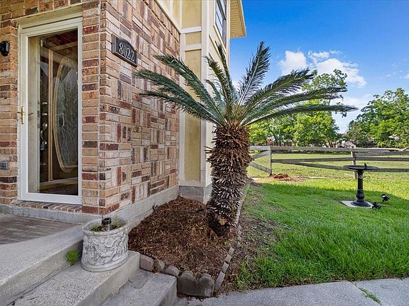 2nd image of 8022 Ebbtide Ct