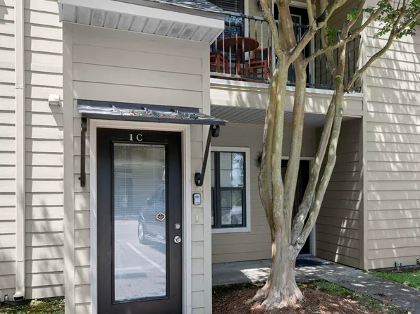 612 S Kenilworth Pkwy APT 1C, Baton Rouge, LA 70820