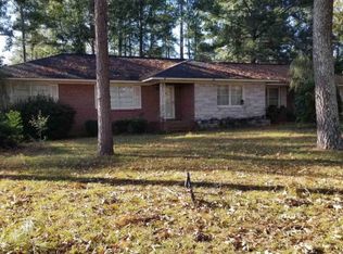 299 Broad St, Hawkinsville, GA 31036