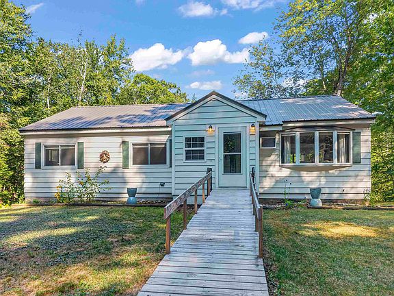 3rd image of 217 Heath Road