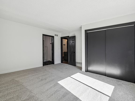 5th image of 5264 Sweet William Ct