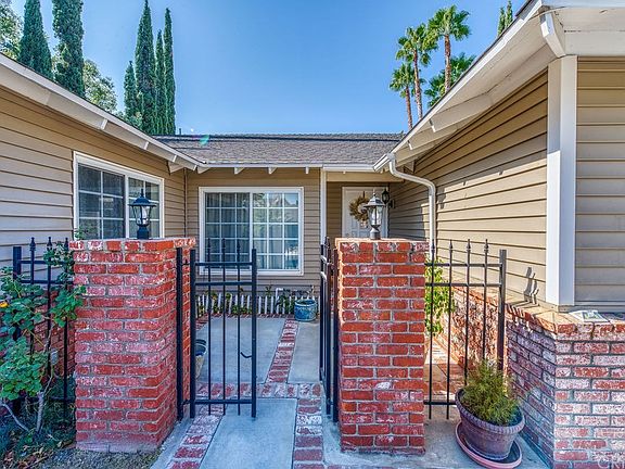 3rd image of 22928 Cuervo Dr