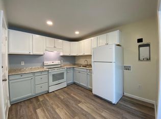 343 D St, Spring Lake, NC 28390