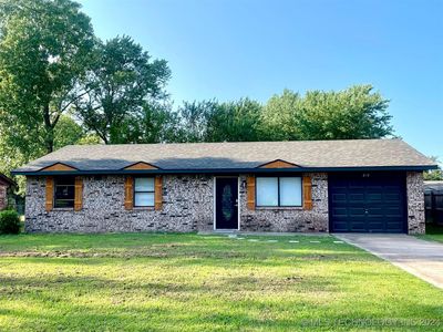 215 E Washington Ave, Oktaha, OK, 74450