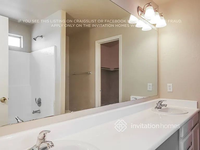10307 W Denton Ln — Photo 10