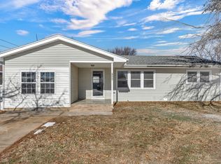 222 W Starlite Dr, Kingman, KS 67068