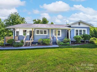 534 Oak Grove Rd, Flat Rock, NC 28731