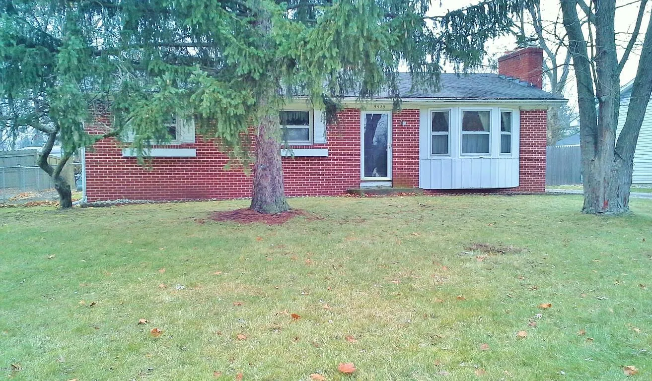 5529 Bonnie Ave SE photo 1