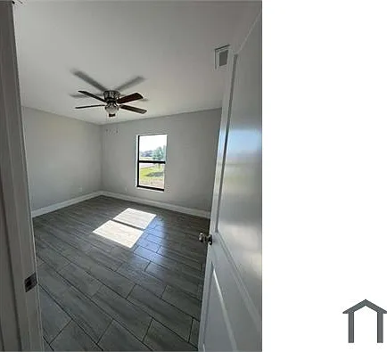 2603 43rd St SW — Photo 7