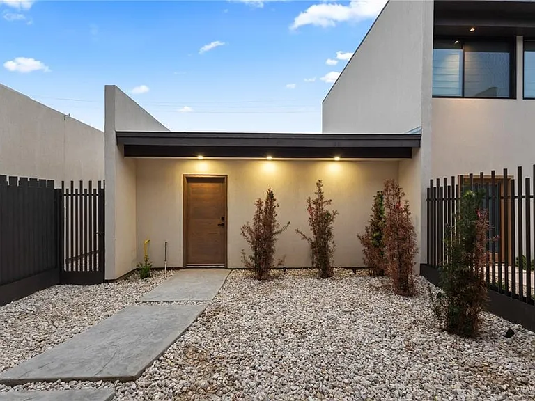 1408 S 7th Ave — Photo 24