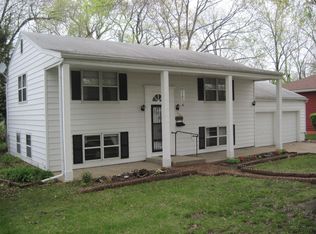 7918 NE 53rd St, Kansas City, MO 64119