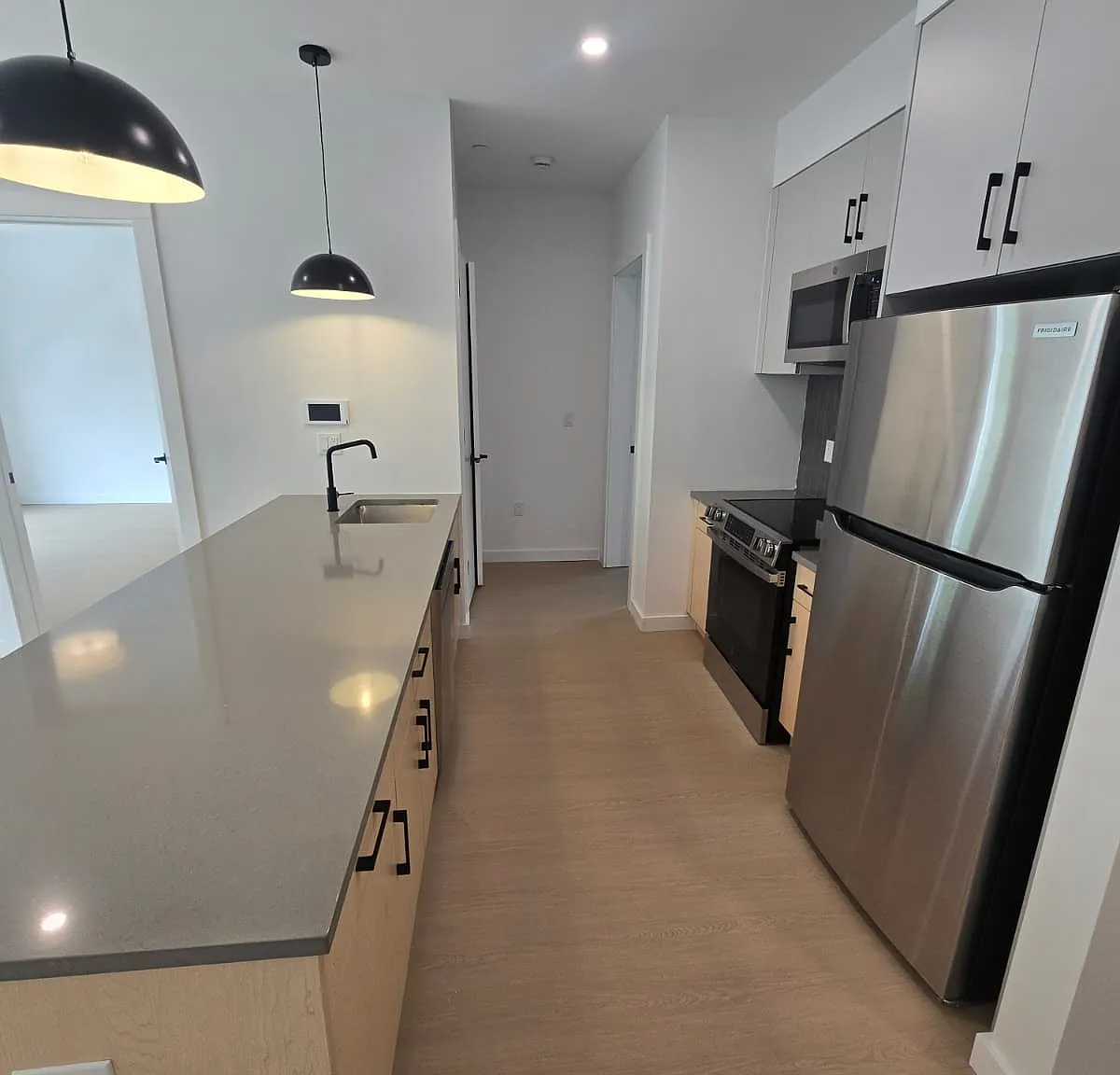 2 bed, $2,700 — Photo 2