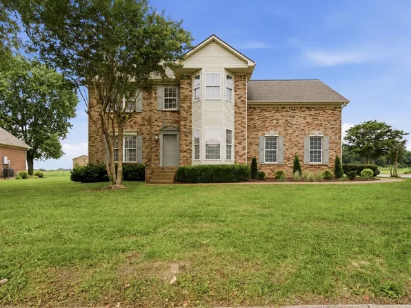 100 Alderwood Dr, Columbia, TN 38401