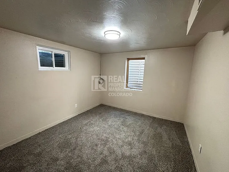 1711 Uinta St — Photo 8