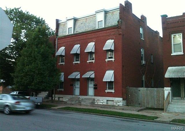 1st image of 2842-2844 Iowa Ave