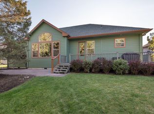 472 Goshawk Dr, Redmond, OR 97756