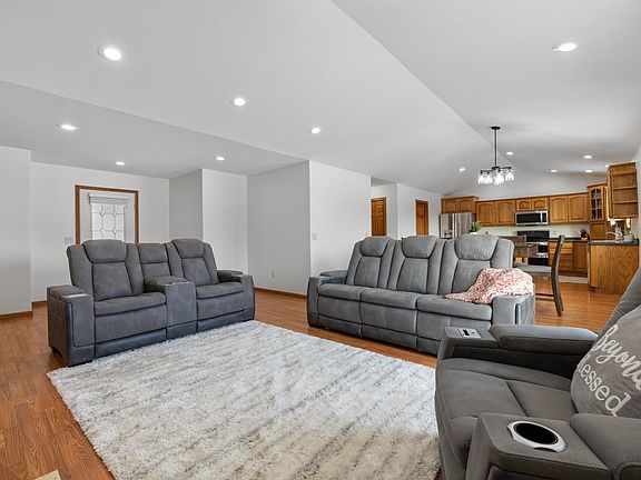 3rd image of 1001 70th St SE