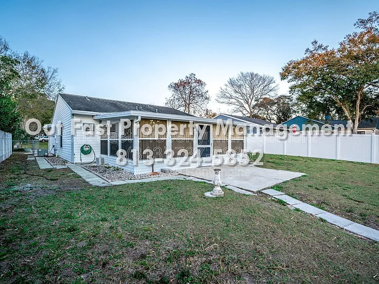 2764 Kavalier Dr — Photo 36