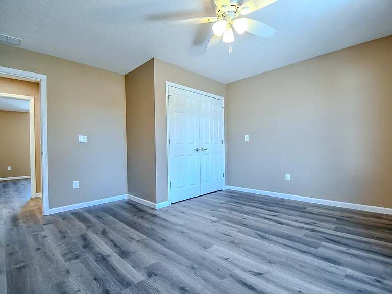 511 Cherry Ln — Photo 15