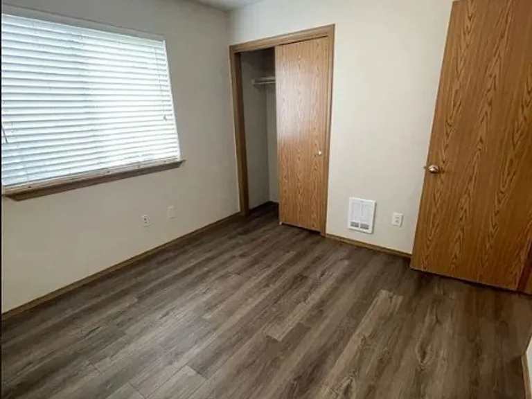 5756 Legoe Ave — Photo 13