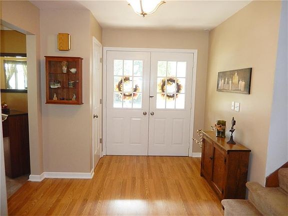2nd image of 2967 Seminary Dr