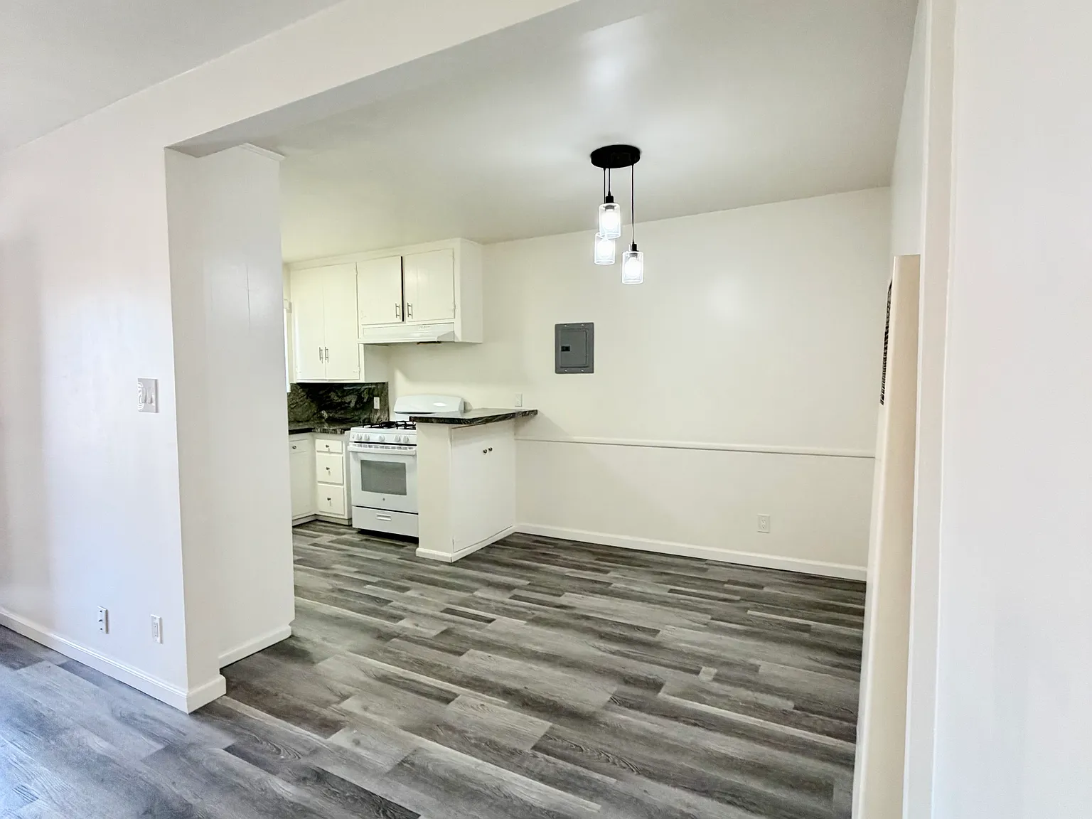 1 bed, 750 sqft, $1,925 — Photo 2