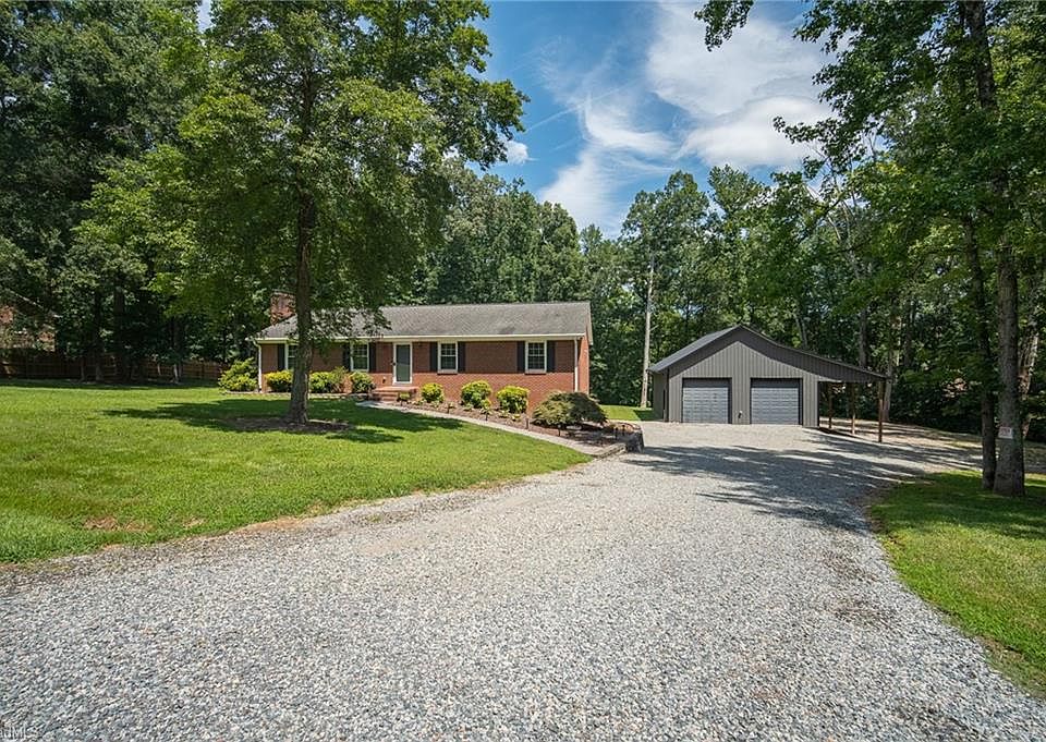 269 Hillside Ct, Winston Salem, NC 27107 | Zillow