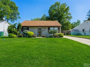 32 Idlewild Rd, Edison, NJ 08817