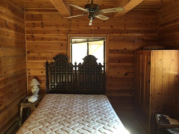 3rd image of 3452 Oakwood Cir