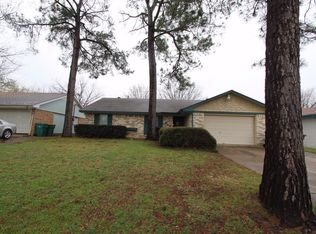 648 Idlewilde Dr, Lewisville, TX 75067