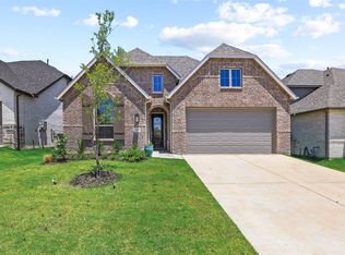 4297 Sanctuary Dr, Denison, TX 75020