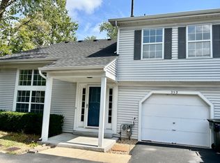 252 Butternut Ln, Streamwood, IL 60107