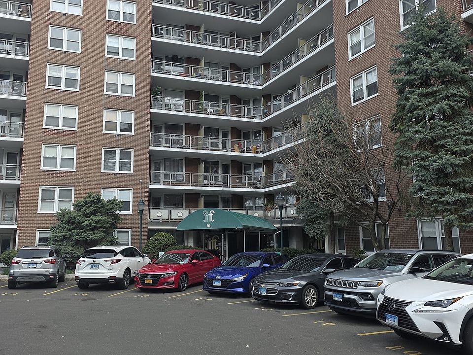 1st image of 91 Strawberry Hill Avenue #128