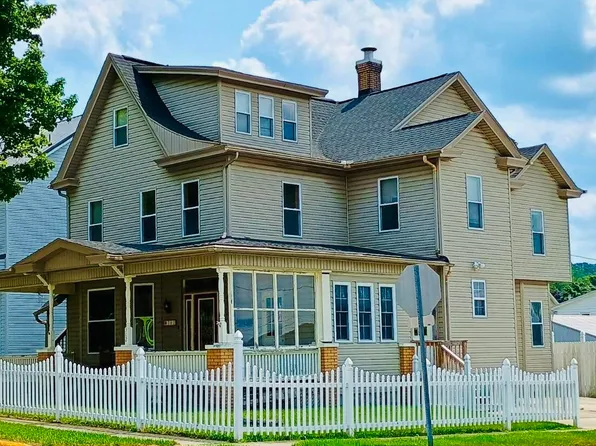 302 Keystone Ave, Cresson, PA 16630