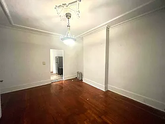 186 Van Buren Street, #3