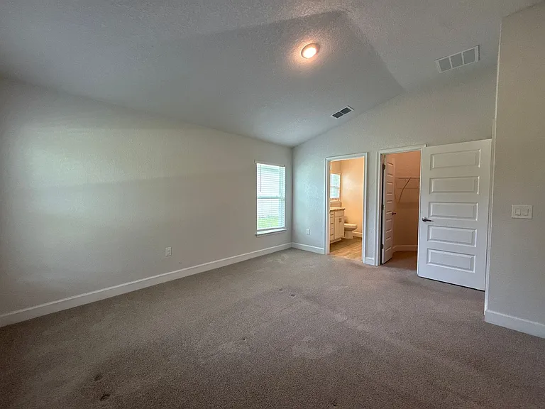 199 NW 45th Loop — Photo 17