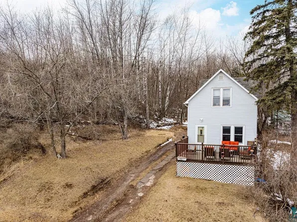 109 W 10th St, Duluth, MN 55806