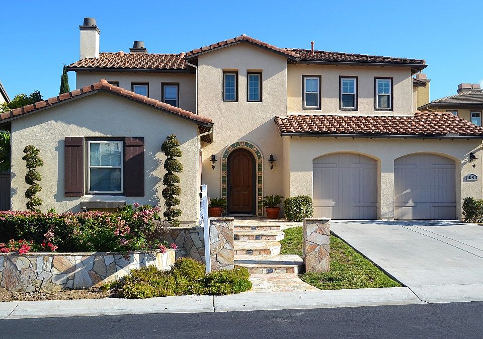 1st image of 1651 Milan Way