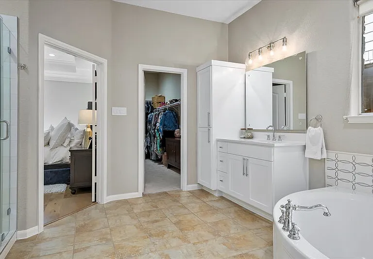 12921 Bloomfield Hills Ln — Photo 25