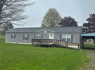 116 Stoneboro Dr, Mercer, PA 16137