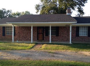 102 Ridgedale St, Elkhart, TX 75839
