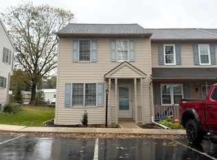 80 Diller Ave APT 4, New Holland, PA 17557