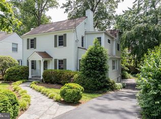 3832 Dittmar Rd, Arlington, VA 22207